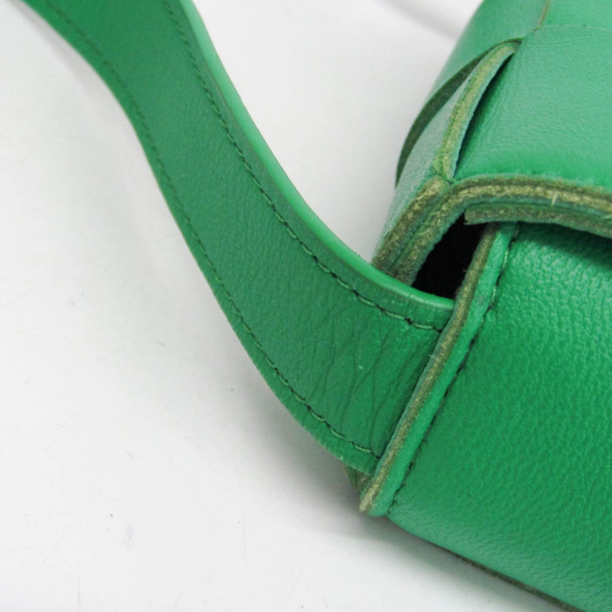 Bottega Veneta Cassette Maxi Intrecciato Leather Green Leather Clutche & Pouche Bag (Pre-Owned)
