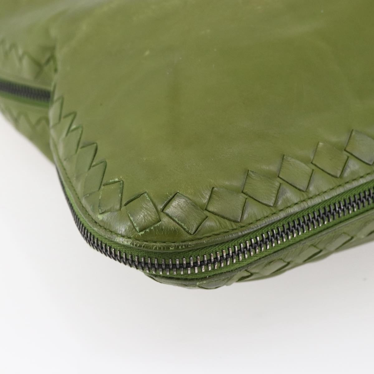 Bottega Veneta Intrecciato Leather Green Leather Shoulder Bag Bag (Pre-Owned)