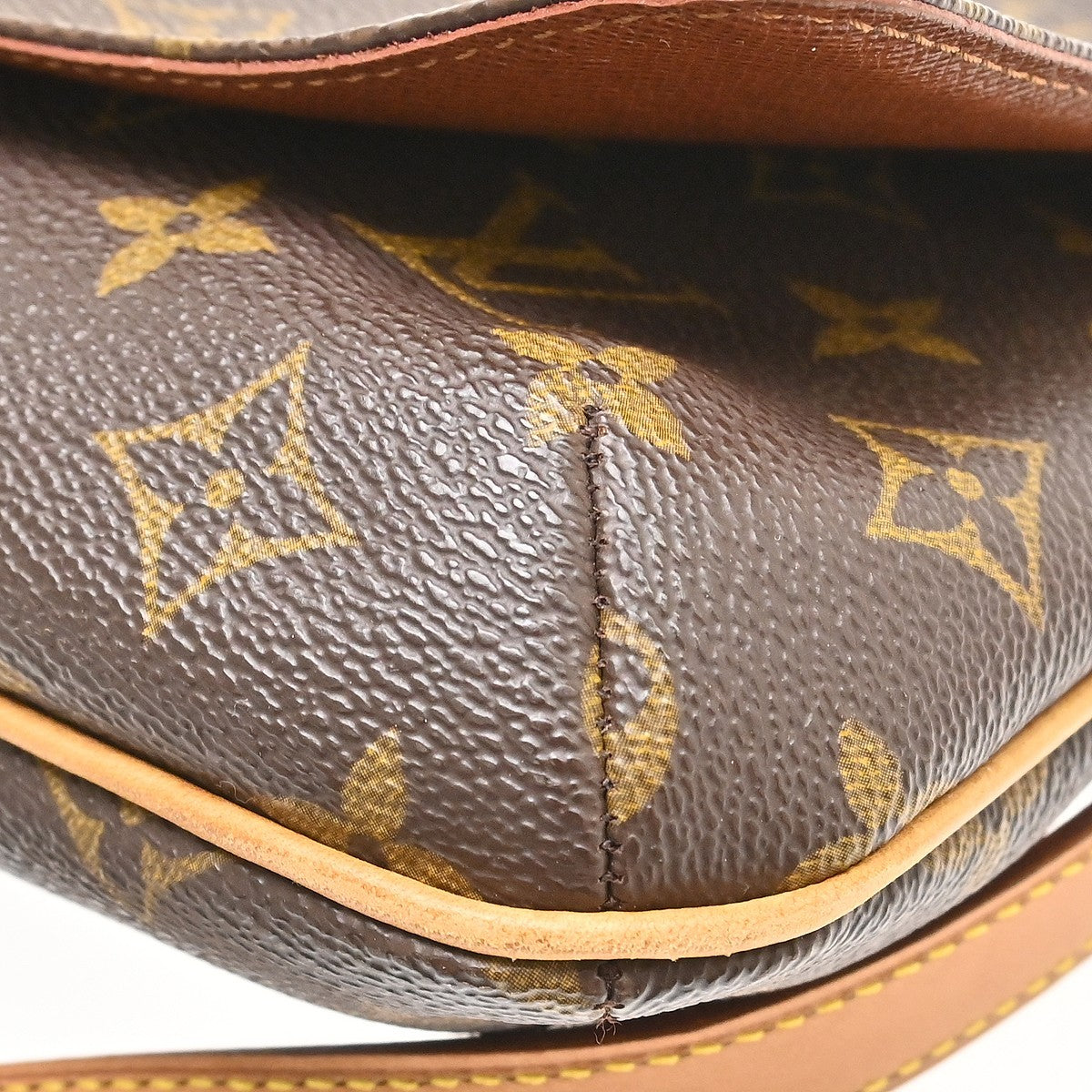 Louis Vuitton Musette Tango Monogram Canvas Brown Canvas Shoulder Bag Bag (Pre-Owned)