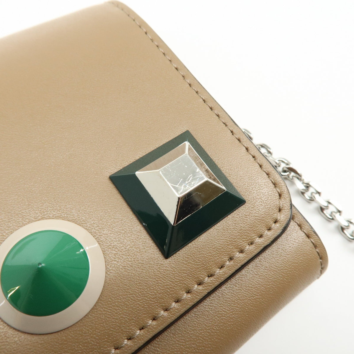 Fendi Continental Wallet On Chain Studded Leather Beige Leather Crossbody Bag Bag (Pre-Owned)