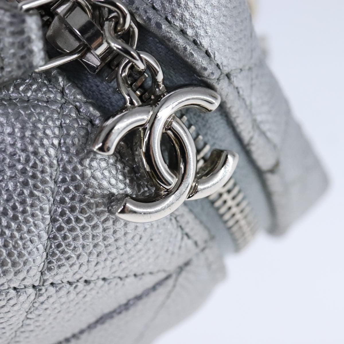 Chanel Classic Vanity Case With Chain Quilted Caviar Silver Leather Shoulder Bag Bag (Pre-Owned)