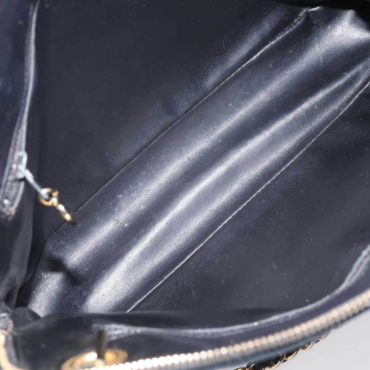 Chanel Shoulder Quilted Leather Black Leather Shoulder Bag Bag (Pre-Owned)