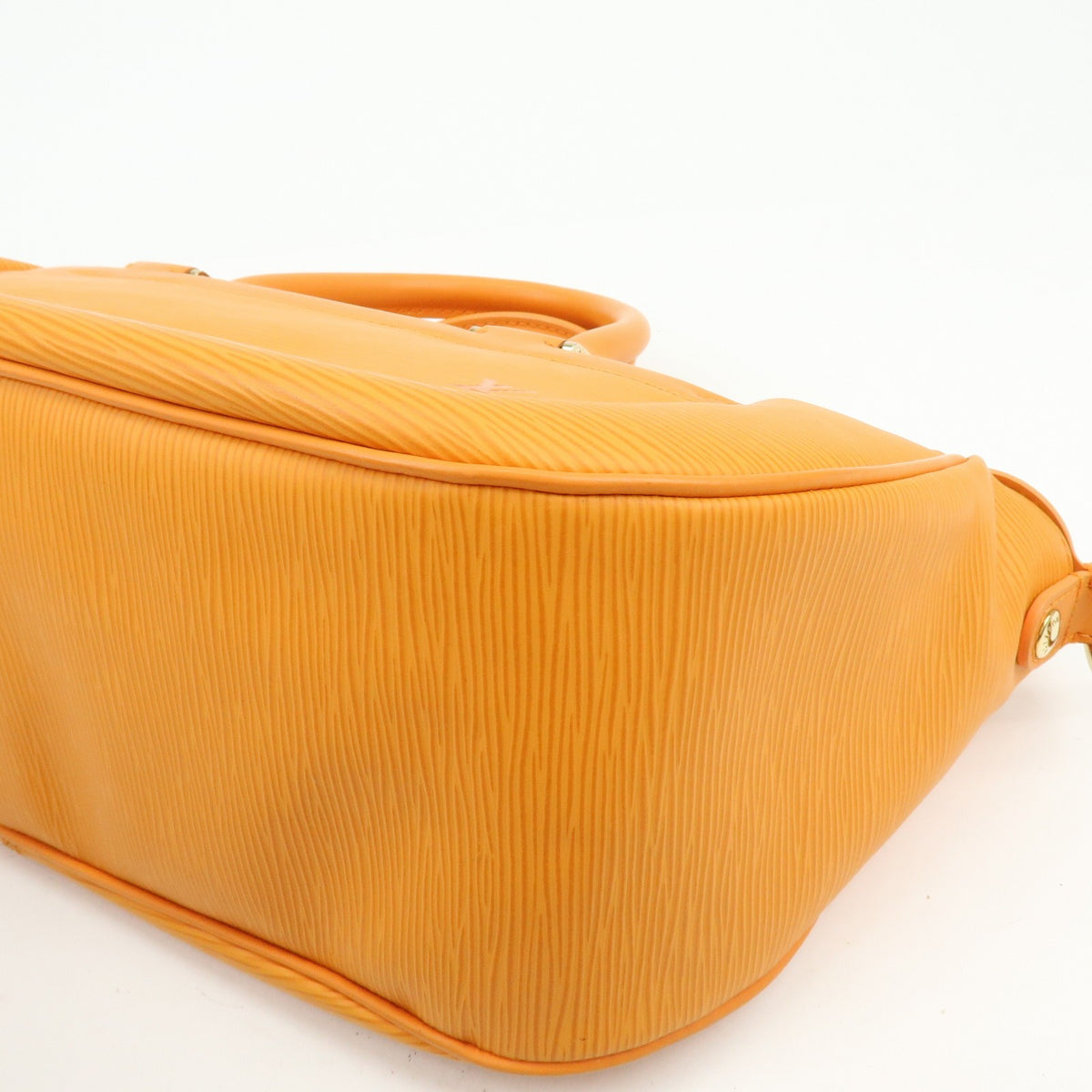 Louis Vuitton Dhanura Epi Leather Orange Leather Handbag (Pre-Owned)