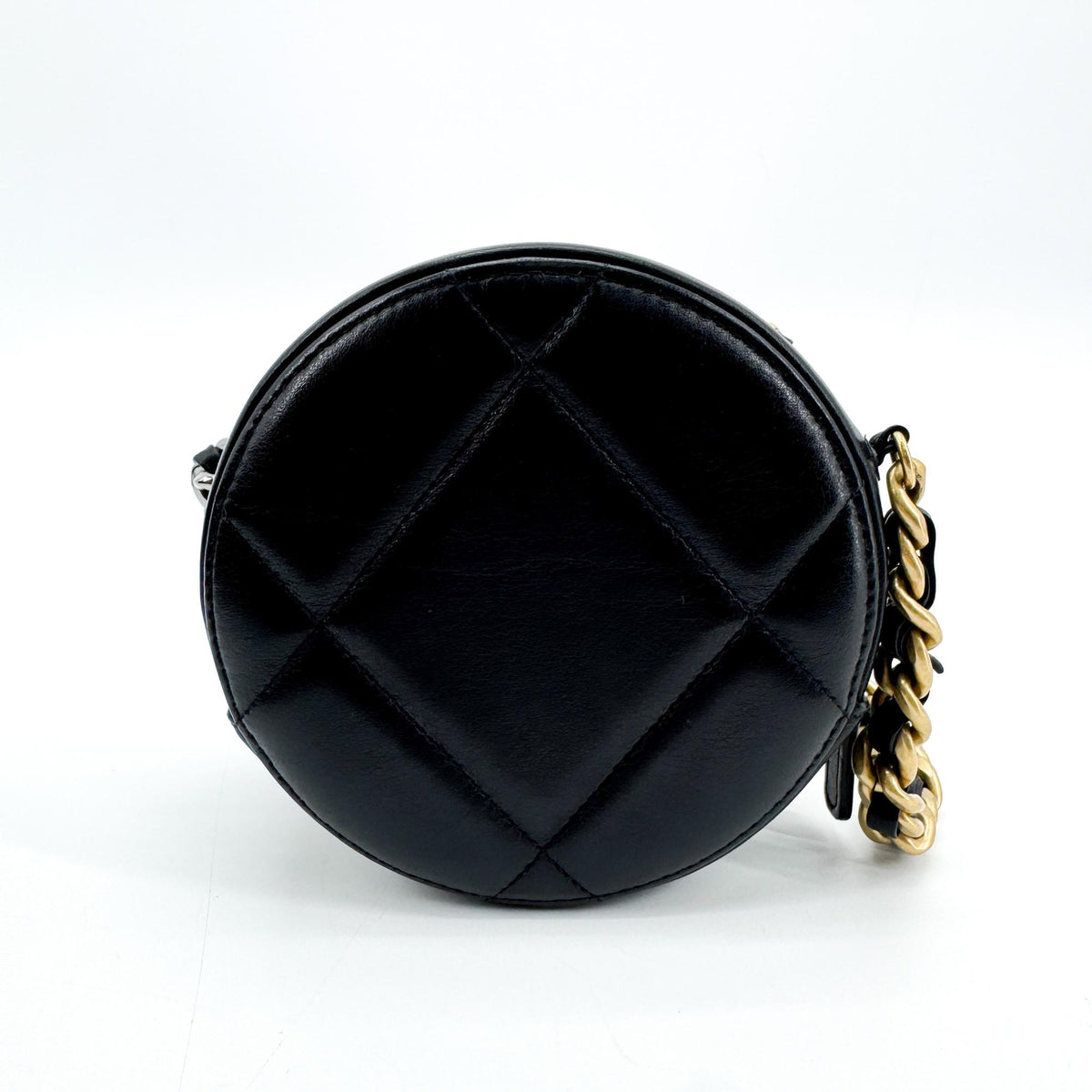 Chanel 19 Round Clutch With Chain Quilted Leather Black Leather Clutche & Pouche Bag (Pre-Owned)