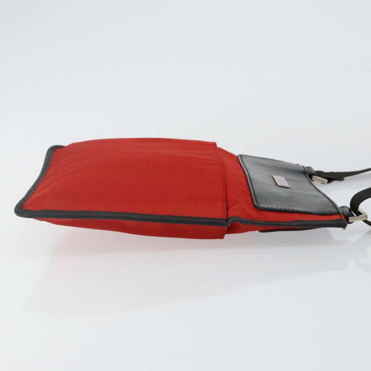 Gucci Front Pocket Messenger Nylon Red Nylon Shoulder Bag Bag (Pre-Owned)