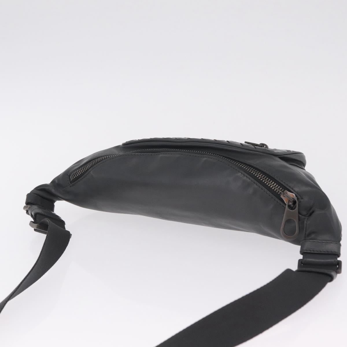 Bottega Veneta Light Waist Intrecciato Leather Gray Leather Handbag (Pre-Owned)