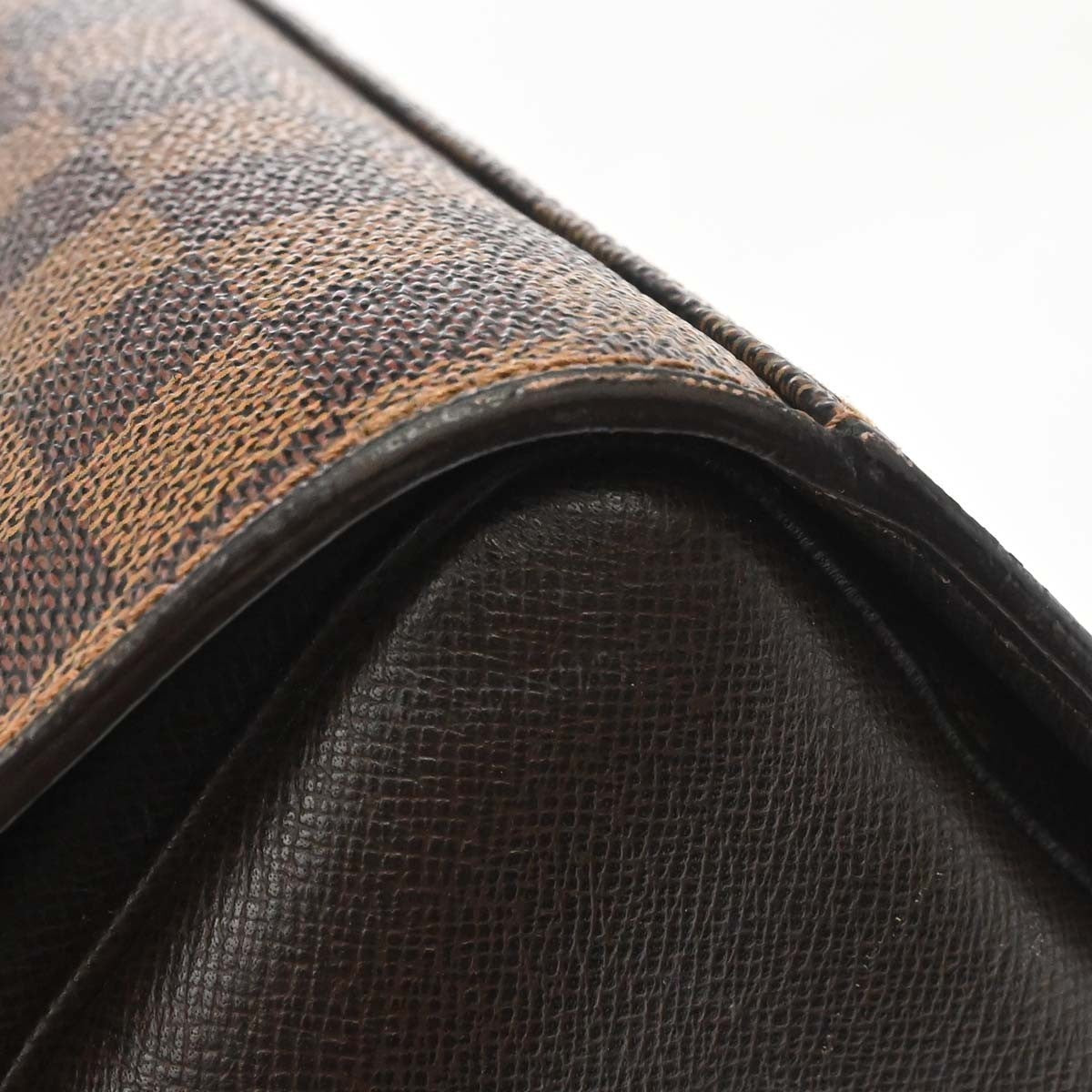 Louis Vuitton Triana Damier Ebene Brown Canvas Handbag (Pre-Owned)