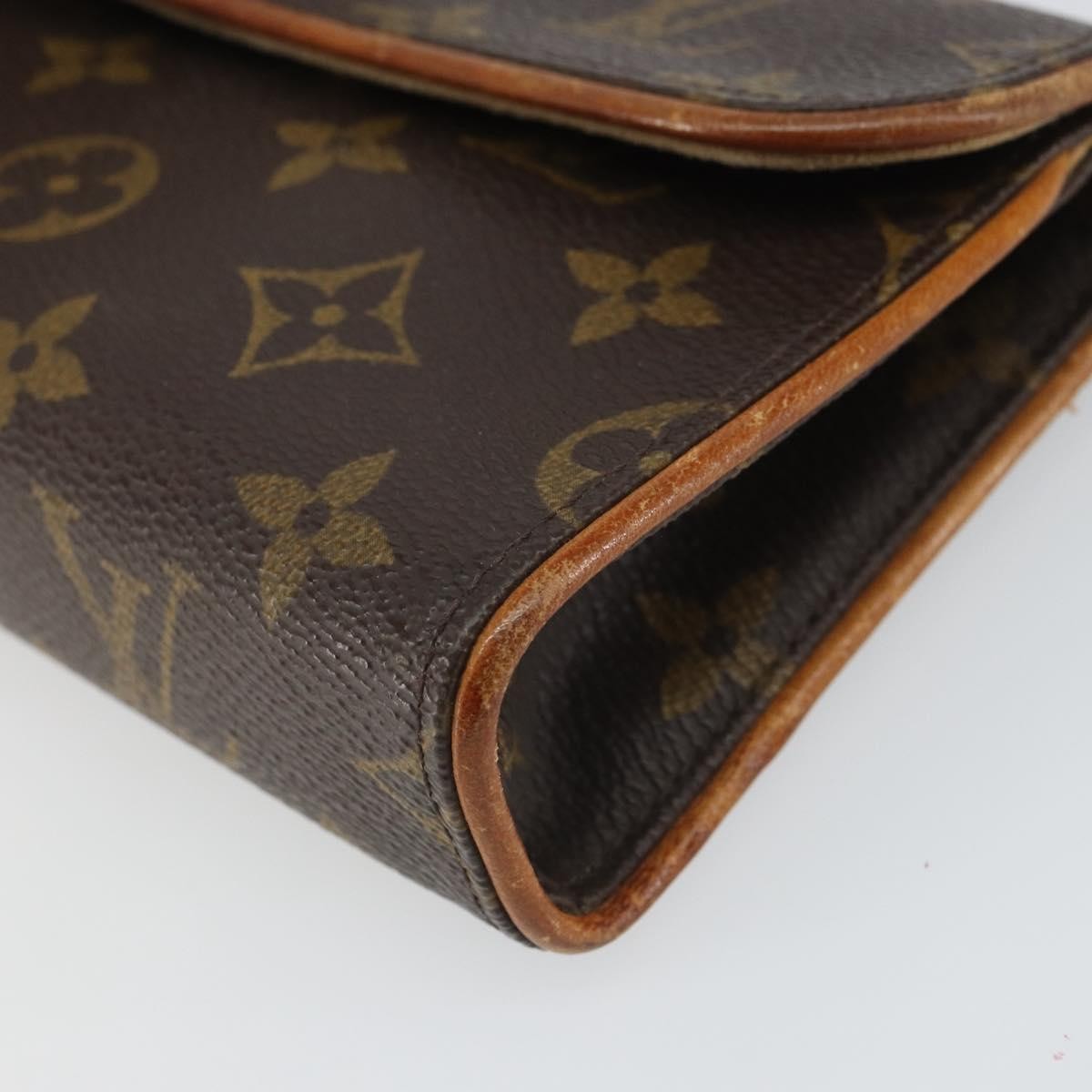 Louis Vuitton Florentine Waist Monogram Canvas Brown Canvas Clutche & Pouche Bag (Pre-Owned)