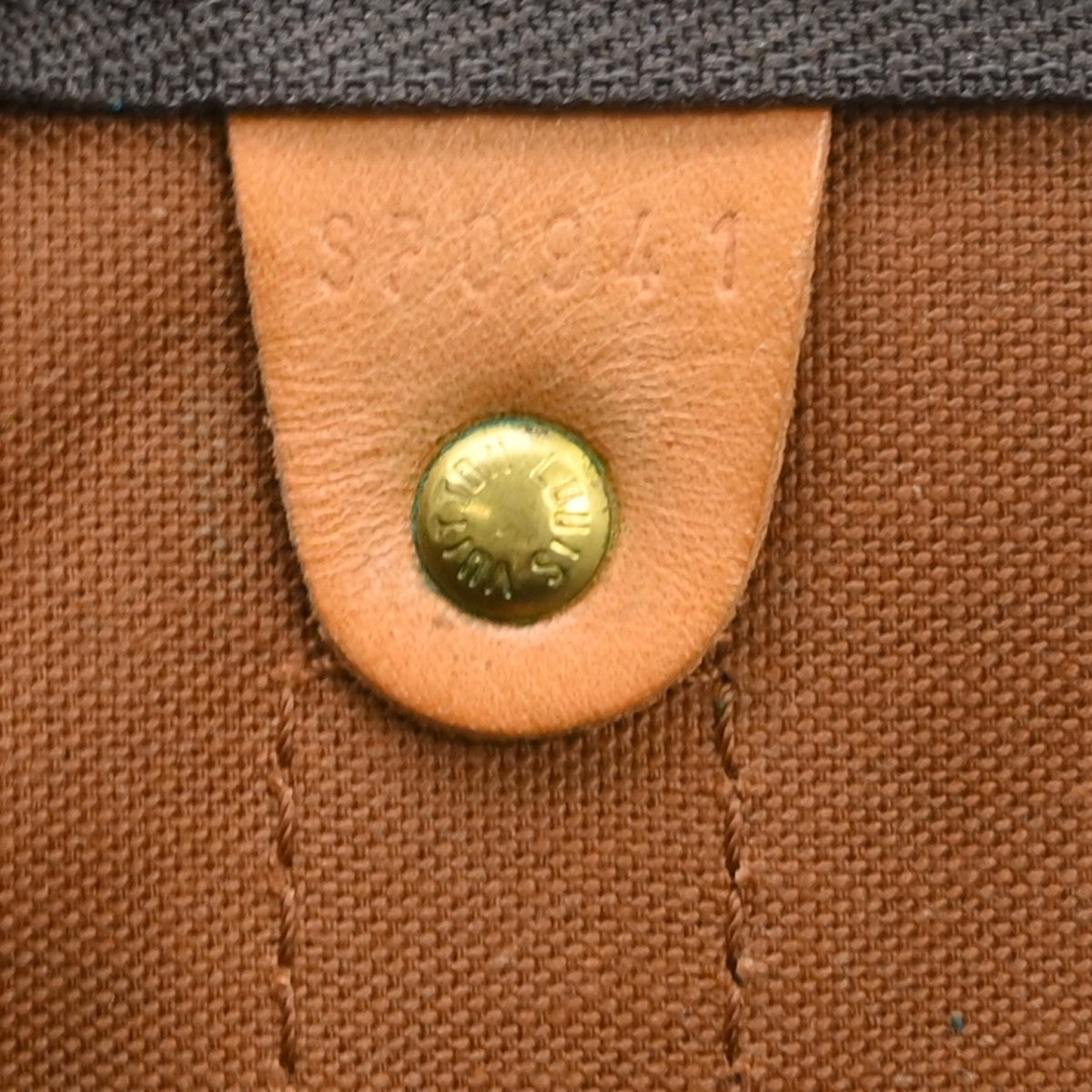 Louis Vuitton Keepall Monogram Canvas Brown Canvas Travel Bag Bag (Pre-Owned)