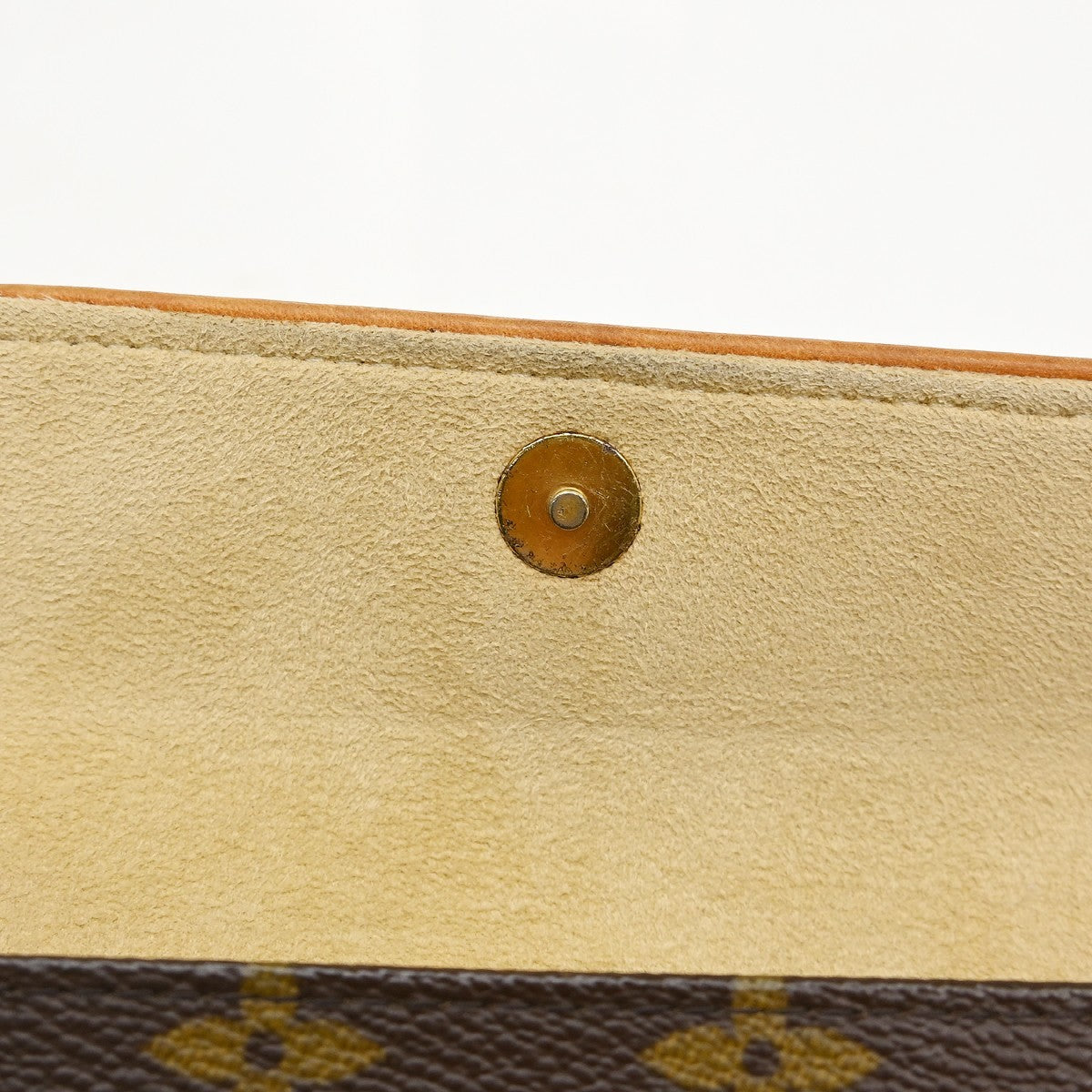 Louis Vuitton Florentine Waist Monogram Canvas Brown Canvas Clutche & Pouche Bag (Pre-Owned)