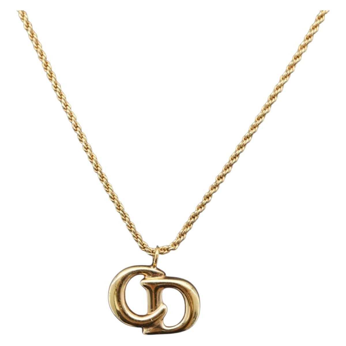 Christian Dior Cd Pendant Metal Gold Metal Necklace Jewelry (Pre-Owned)