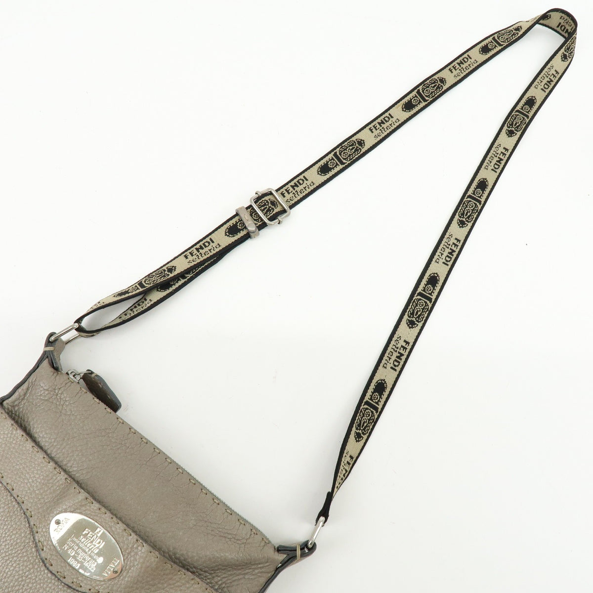 Fendi Selleria Leather Neutral Leather Crossbody Bag Bag (Pre-Owned)