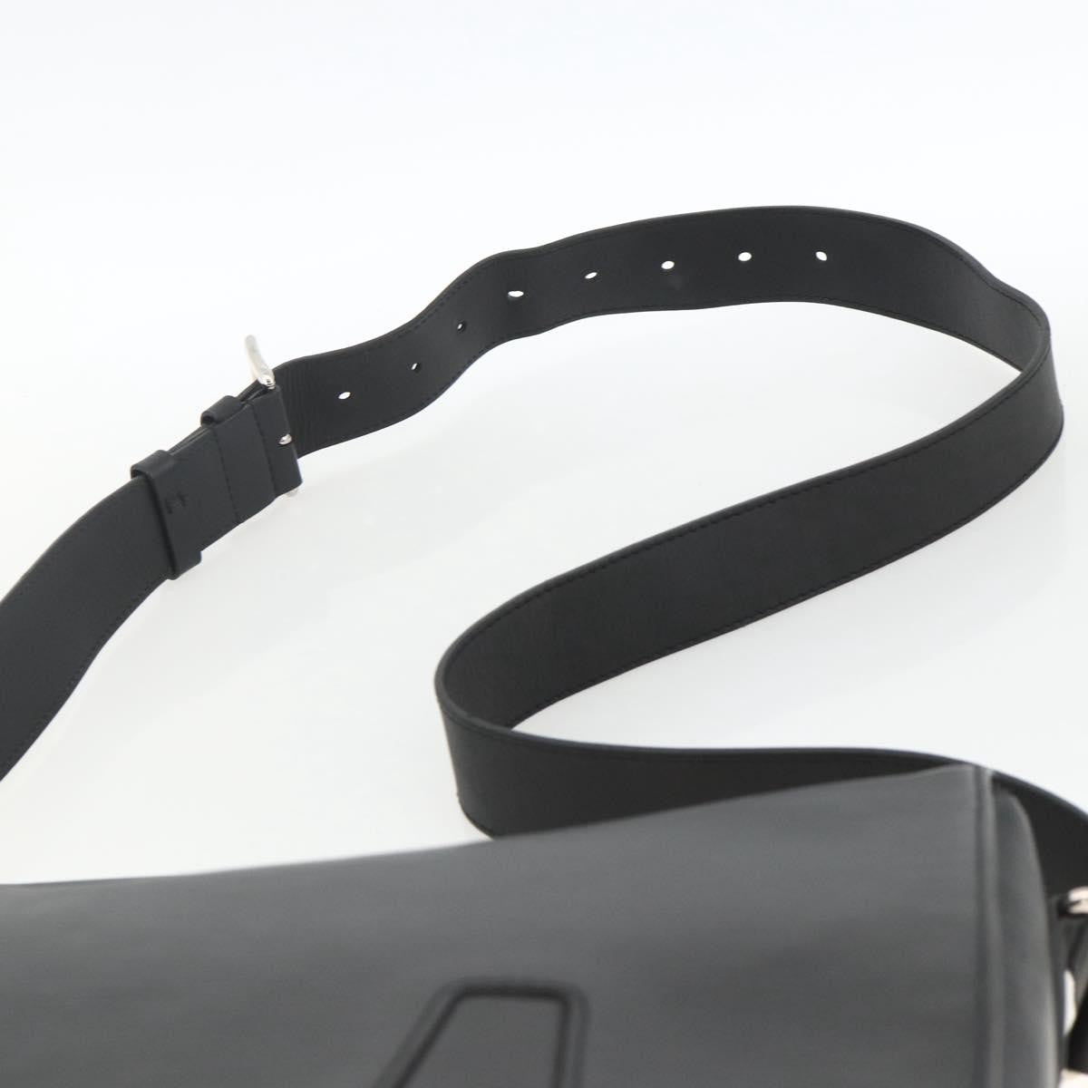 Louis Vuitton Harrington Messenger Epi Leather Black Leather Handbag (Pre-Owned)