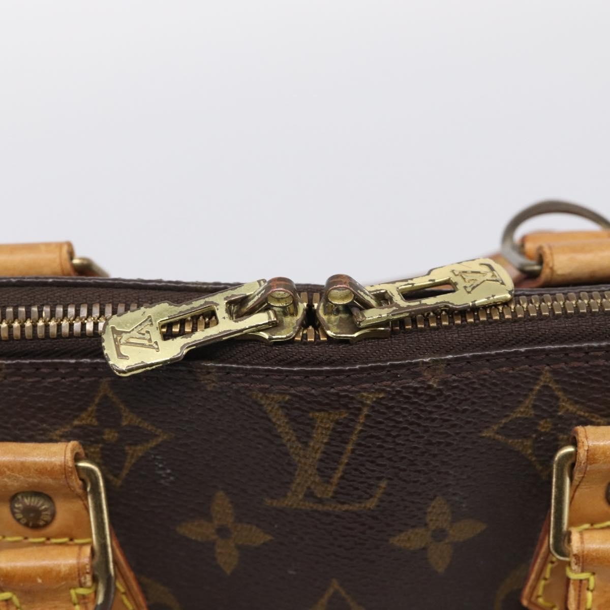 Louis Vuitton Alma Monogram Canvas Brown Canvas Handbag (Pre-Owned)