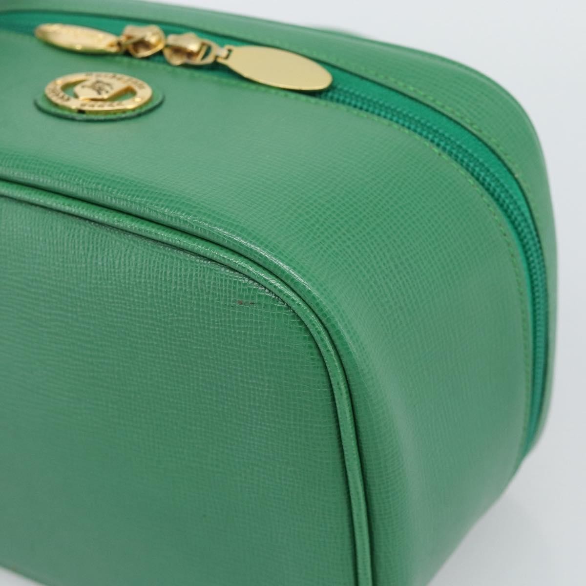 Burberry Vanity Leather Green Leather Clutche & Pouche Bag (Pre-Owned)