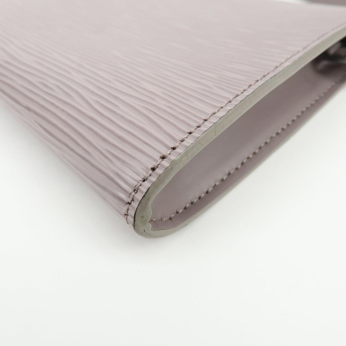 Louis Vuitton Pochette Accessoires Epi Leather Purple Leather Clutche & Pouche Bag (Pre-Owned)