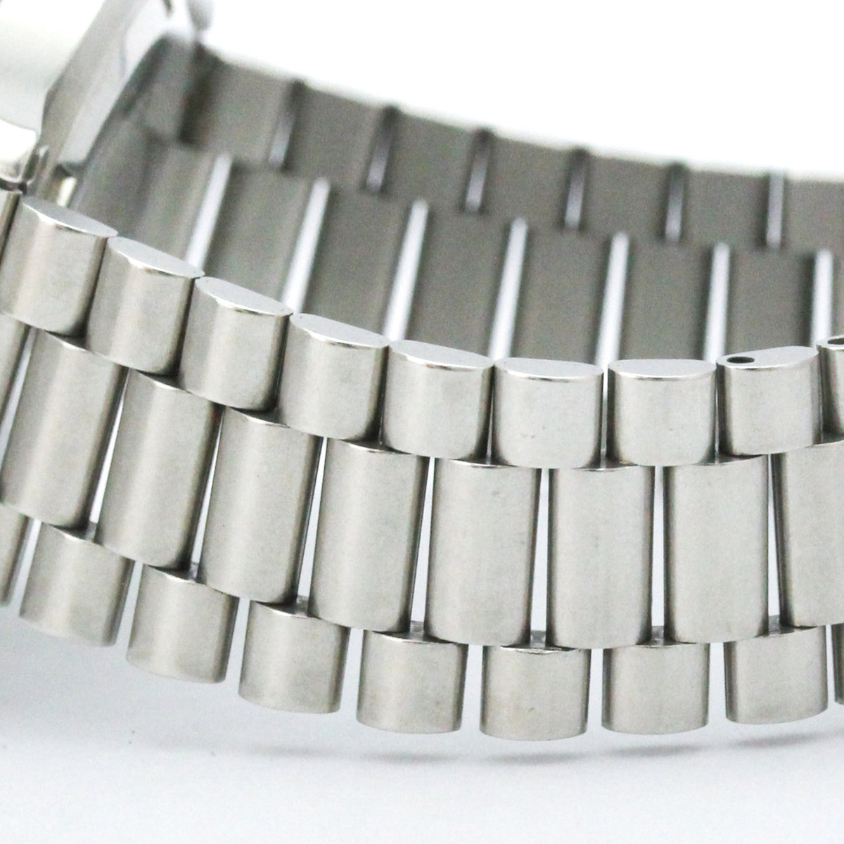 Tag Heuer 2000 Professional 200M Quartz Stainless Steel Watch (Pre-Owned)