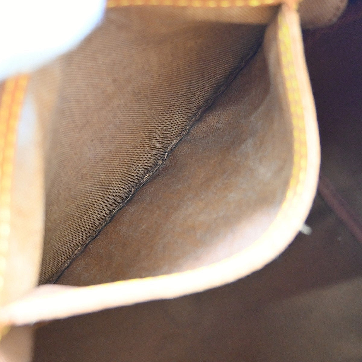 Louis Vuitton Speedy Monogram Canvas Brown Canvas Handbag (Pre-Owned)