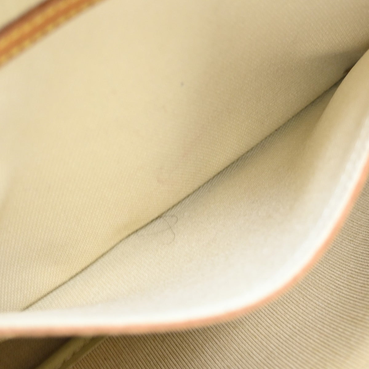 Louis Vuitton Reporter Monogram Canvas Brown Canvas Handbag (Pre-Owned)
