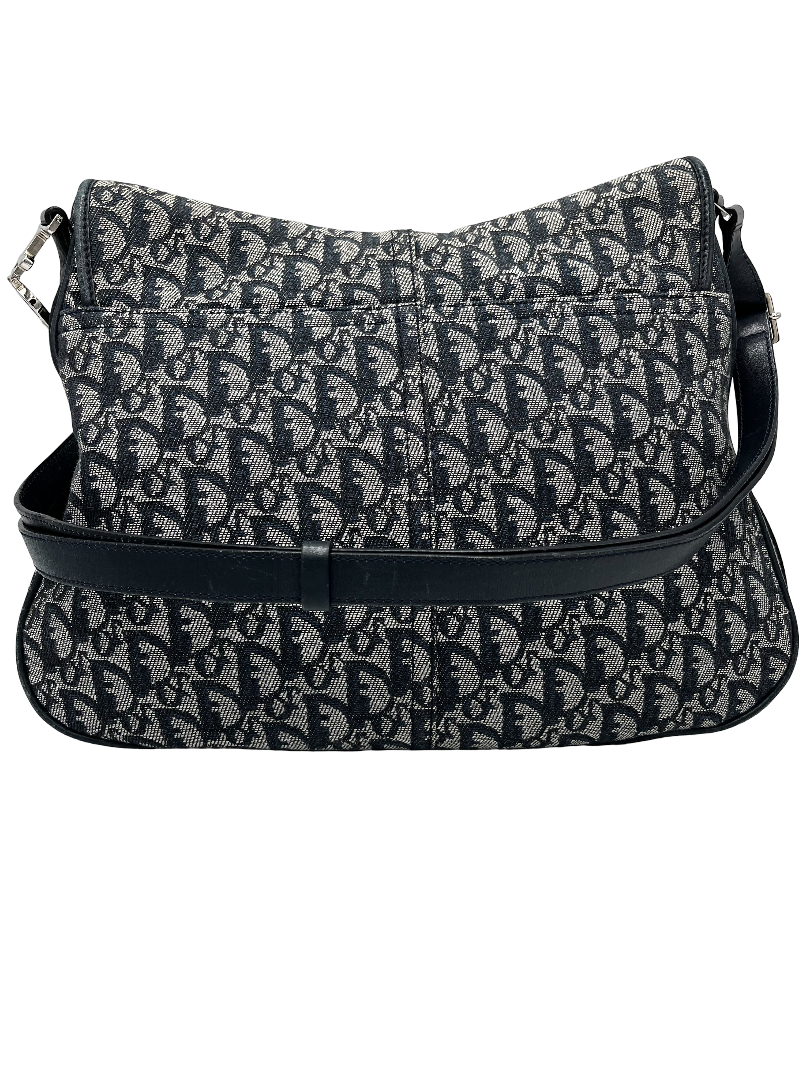 Christian Dior Vintage Cd Flap Messenger Bag Diorissimo Canvas Navy Canvas Shoulder Bag Bag (Pre-Owned)