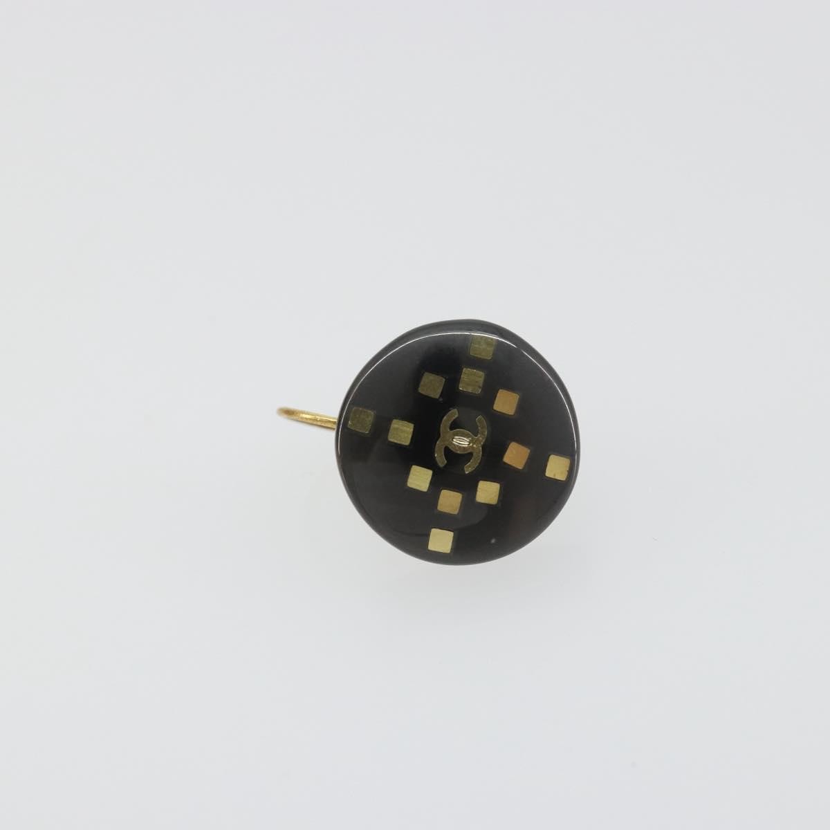 Chanel Cc Round Stud Metal And Resin Black Plastic Earrings Jewelry (Pre-Owned)