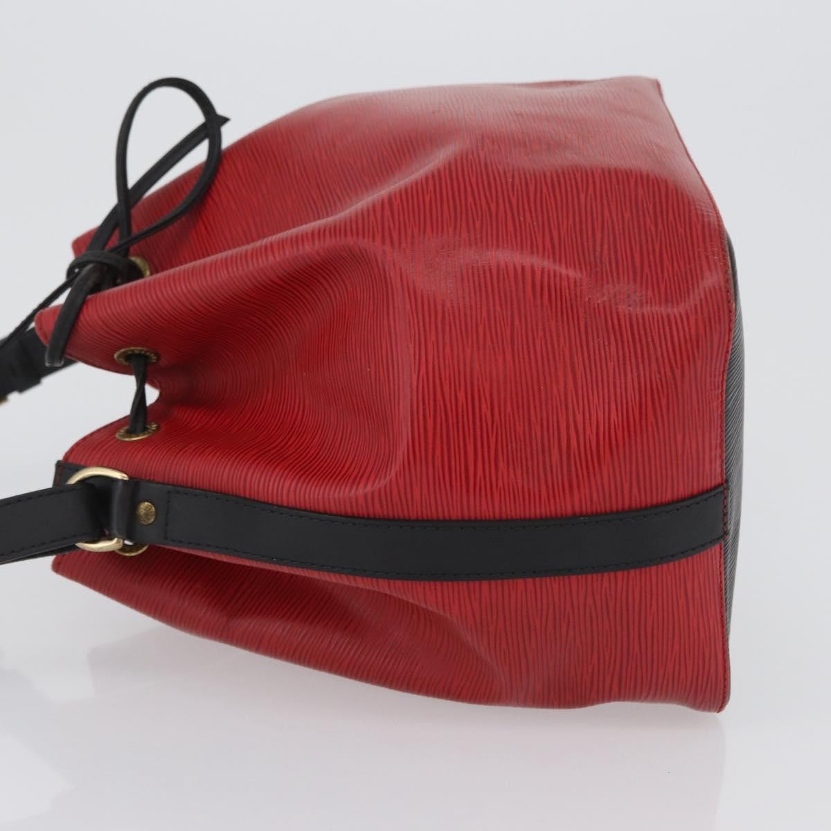 Louis Vuitton Bicolor Petit Noe Epi Leather Red Leather Handbag (Pre-Owned)