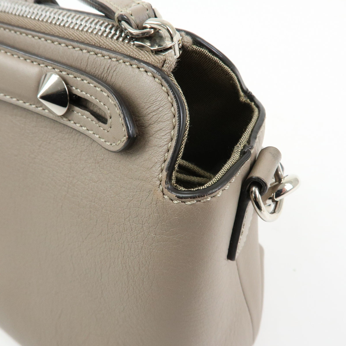 Fendi By The Way Satchel Leather Beige Leather Handbag (Pre-Owned)