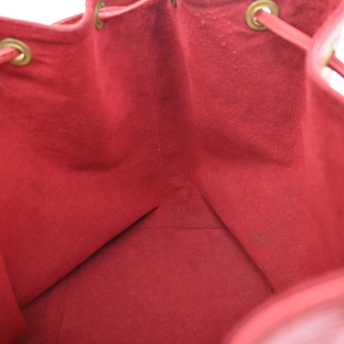 Louis Vuitton Petit Noe Epi Leather Red Leather Handbag (Pre-Owned)