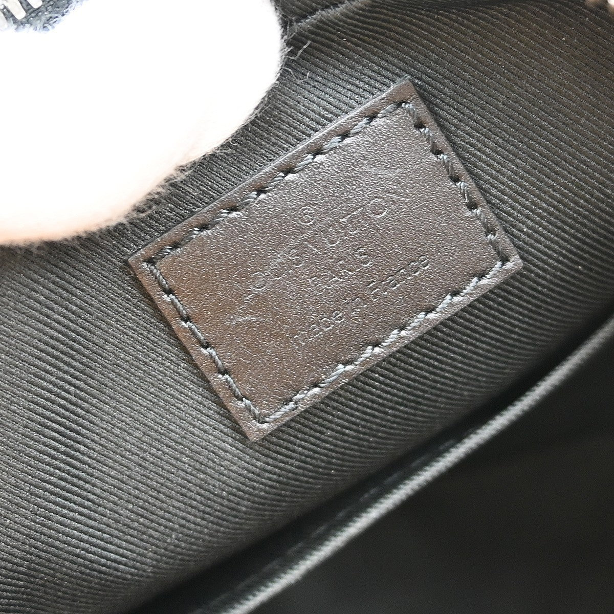 Louis Vuitton Trio Messenger Reverse Monogram Eclipse Canvas Black Canvas Shoulder Bag Bag (Pre-Owned)