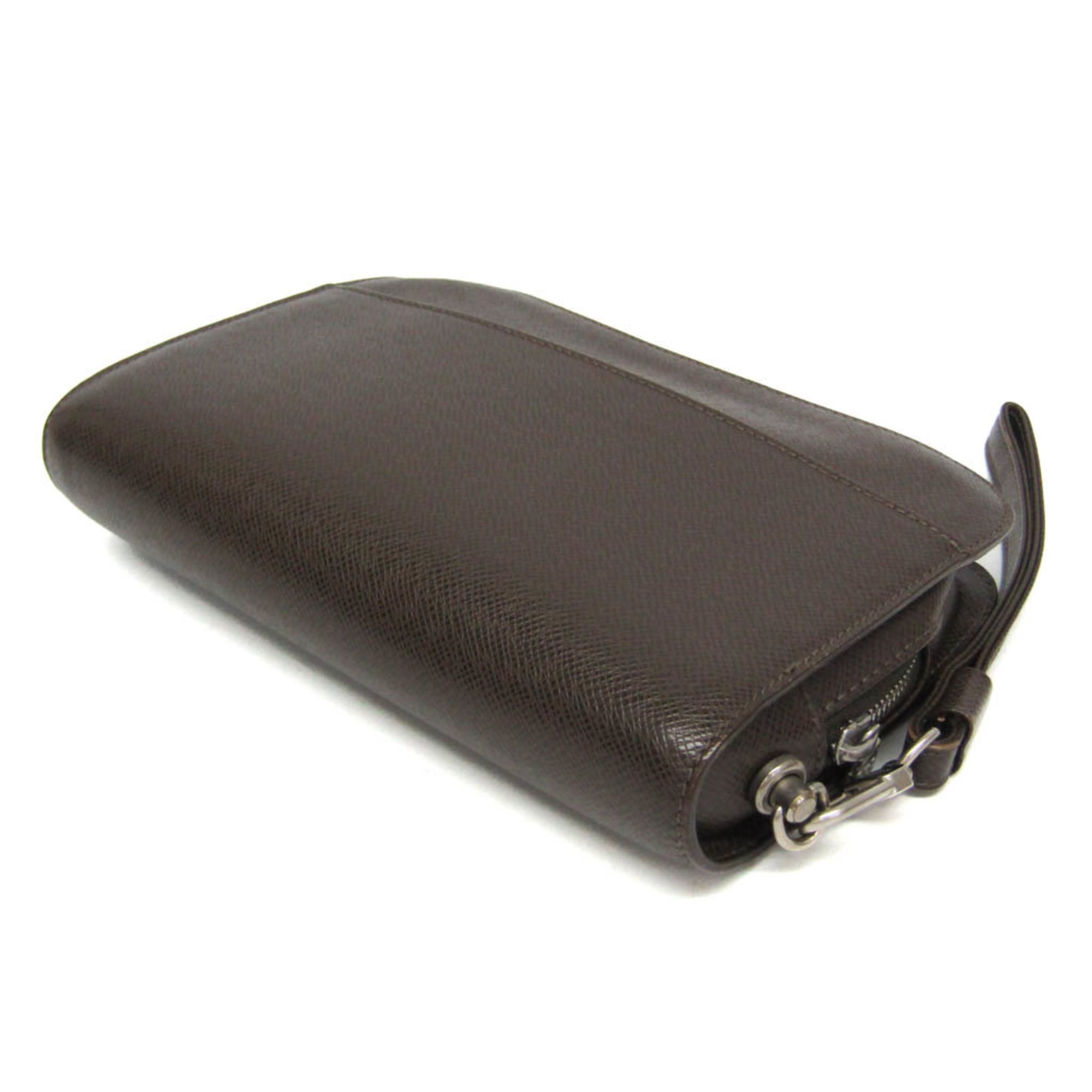 Louis Vuitton Pochette Baikal Clutch Taiga Leather Gray Leather Clutche & Pouche Bag (Pre-Owned)