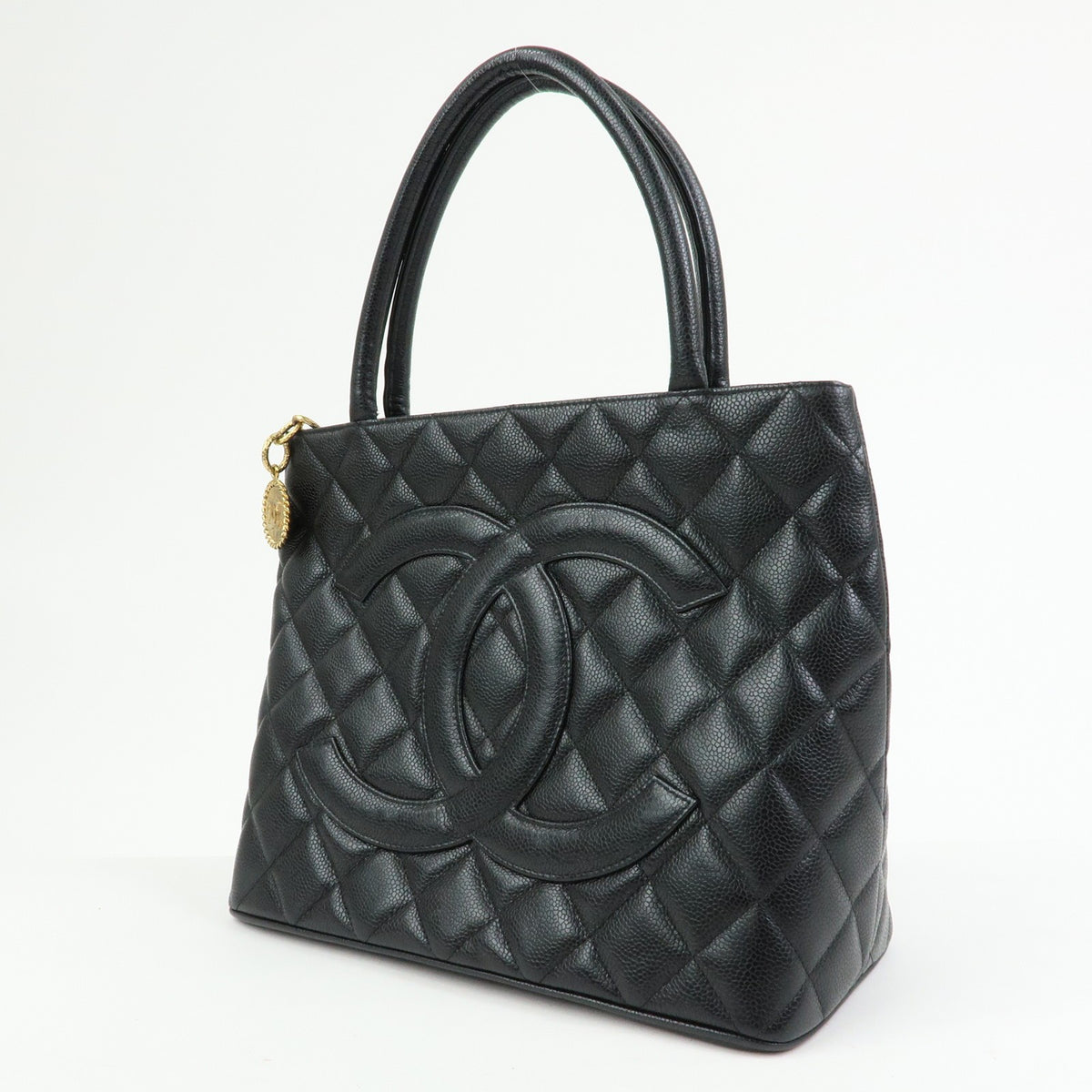 Chanel Medallion Quilted Caviar Black Crocodile_Skin Tote Bag Bag (Pre-Owned)
