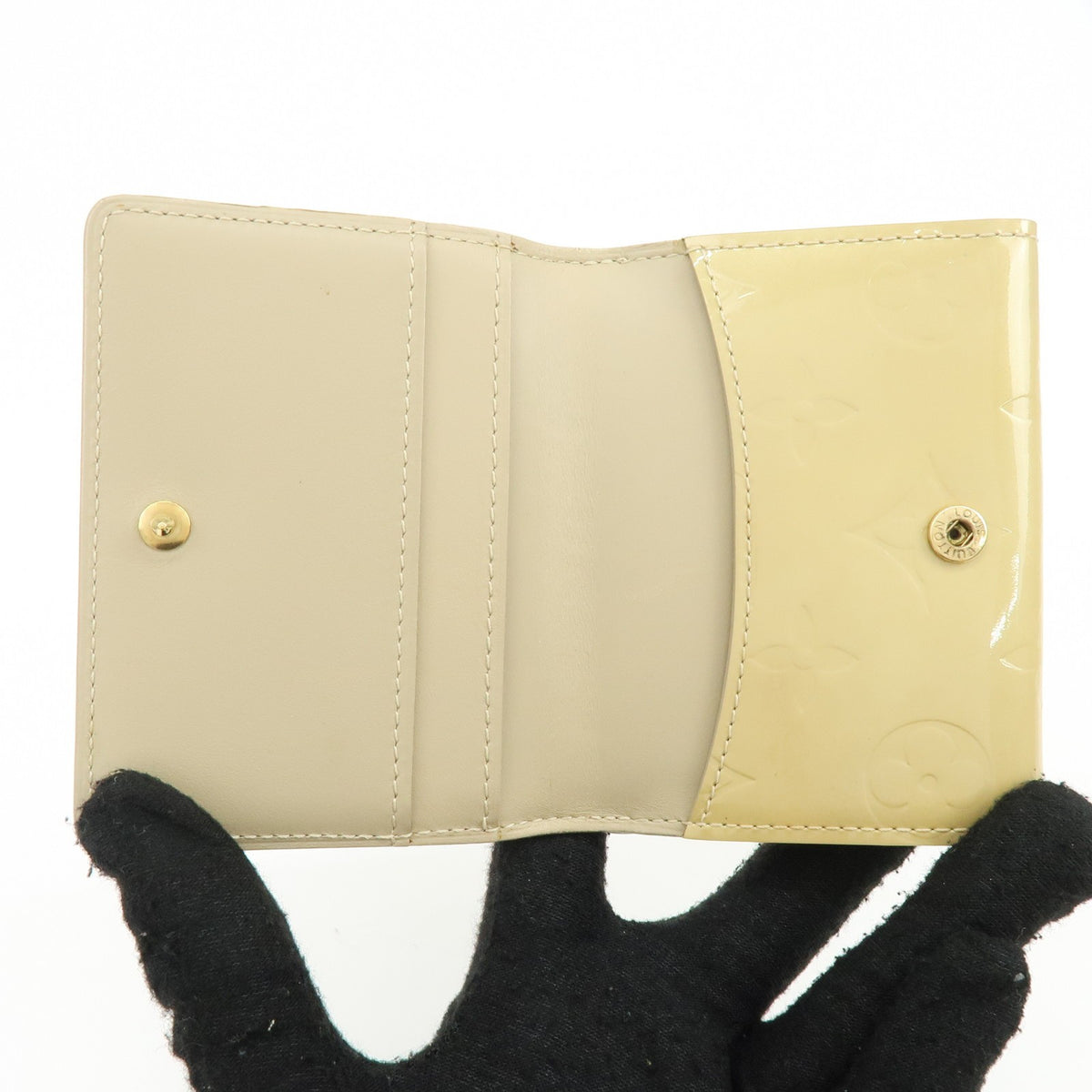 Louis Vuitton Ludlow Vernis Beige Patent_Leather Wallets Accessory (Pre-Owned)