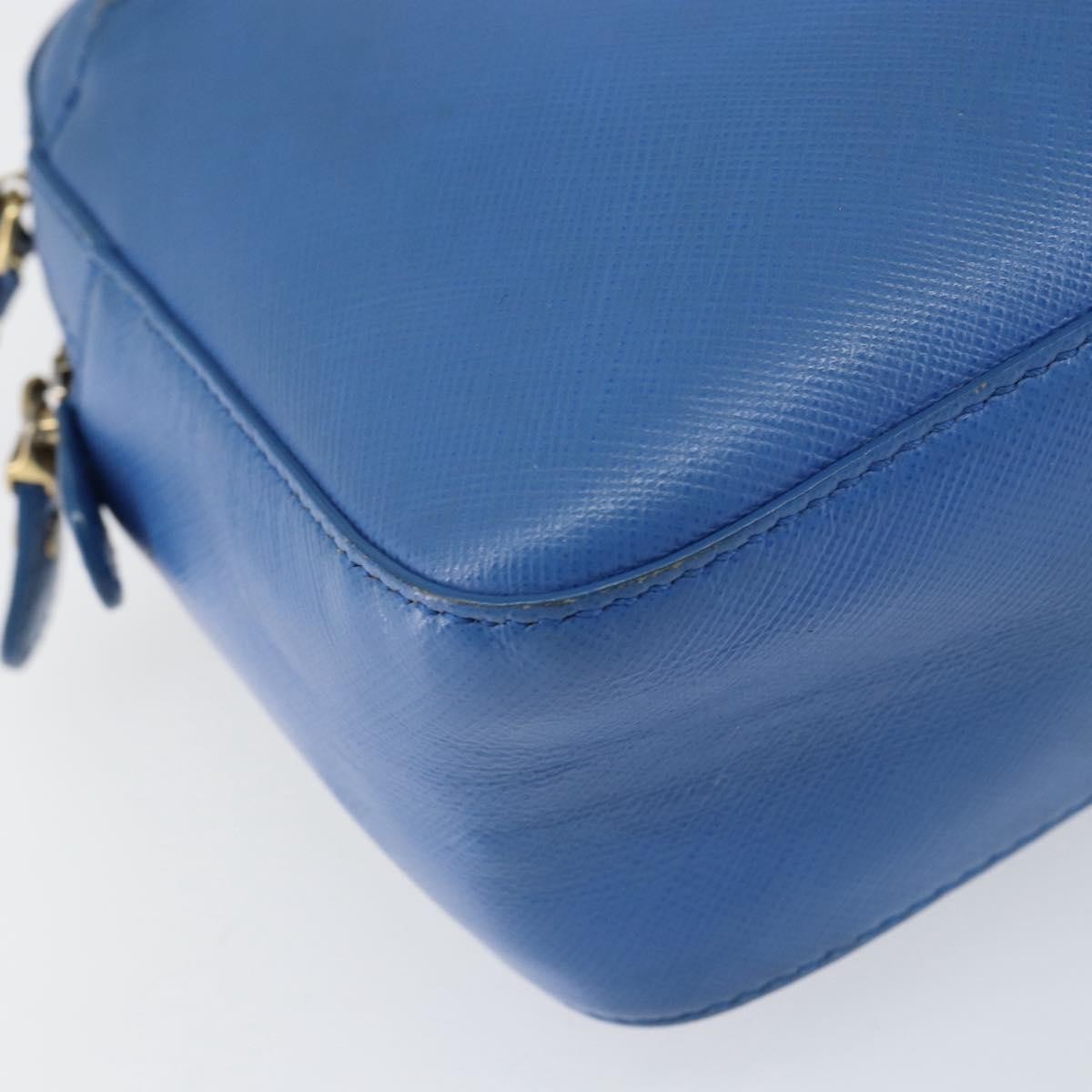 Salvatore Ferragamo Vala Chain Leather Blue Leather Shoulder Bag Bag (Pre-Owned)