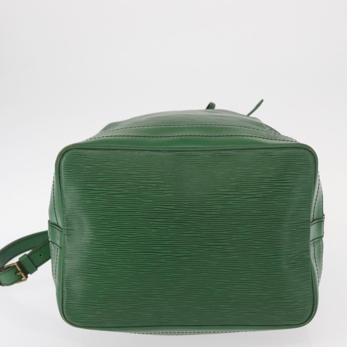 Louis Vuitton Noe Epi Leather Green Leather Shoulder Bag Bag (Pre-Owned)