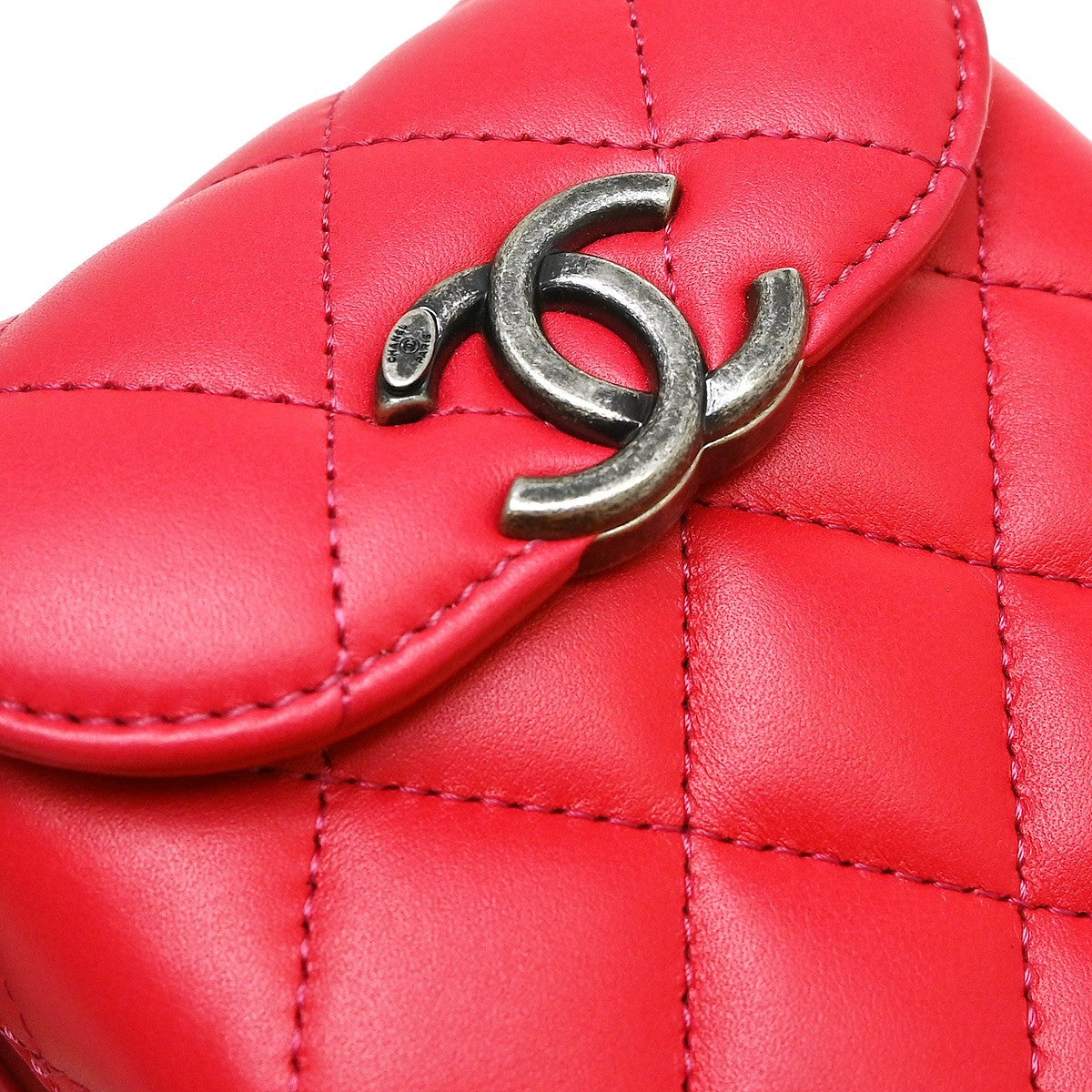 Chanel So Black Trendy Cc Clutch With Chain Quilted Lambskin Red Leather Shoulder Bag Bag (Pre-Owned)
