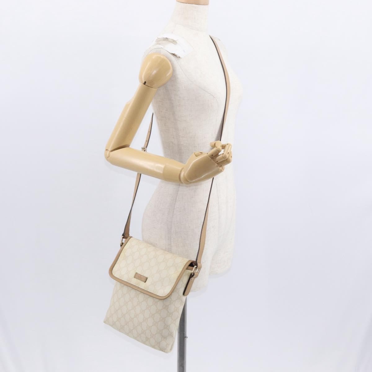 Gucci Flap Messenger Gg Coated Canvas White Pvc Shoulder Bag Bag (Pre-Owned)