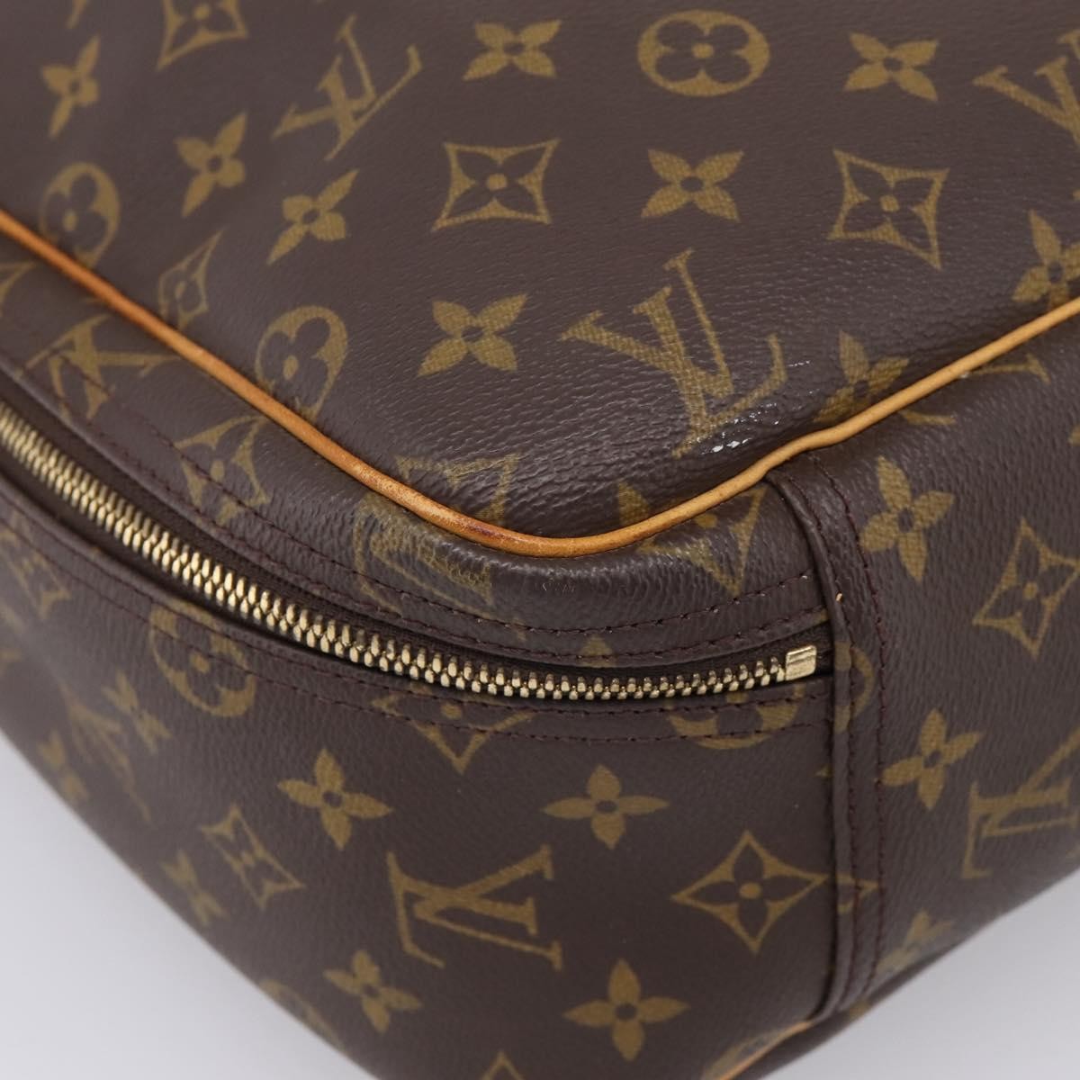 Louis Vuitton Excursion Monogram Canvas Brown Canvas Handbag (Pre-Owned)