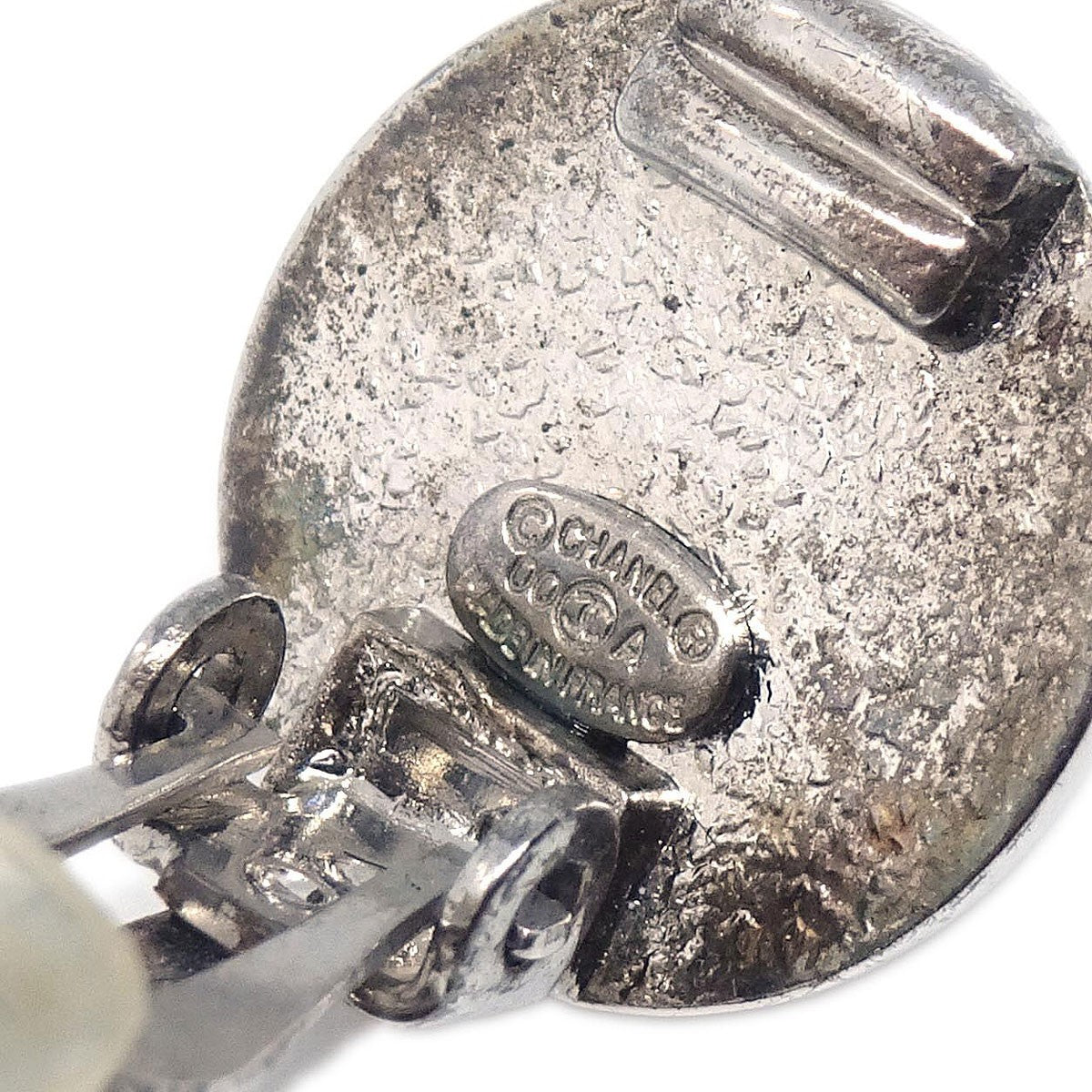 Chanel Vintage Cc Round Clip-On Metal Silver Silver_Plated Earrings Jewelry (Pre-Owned)