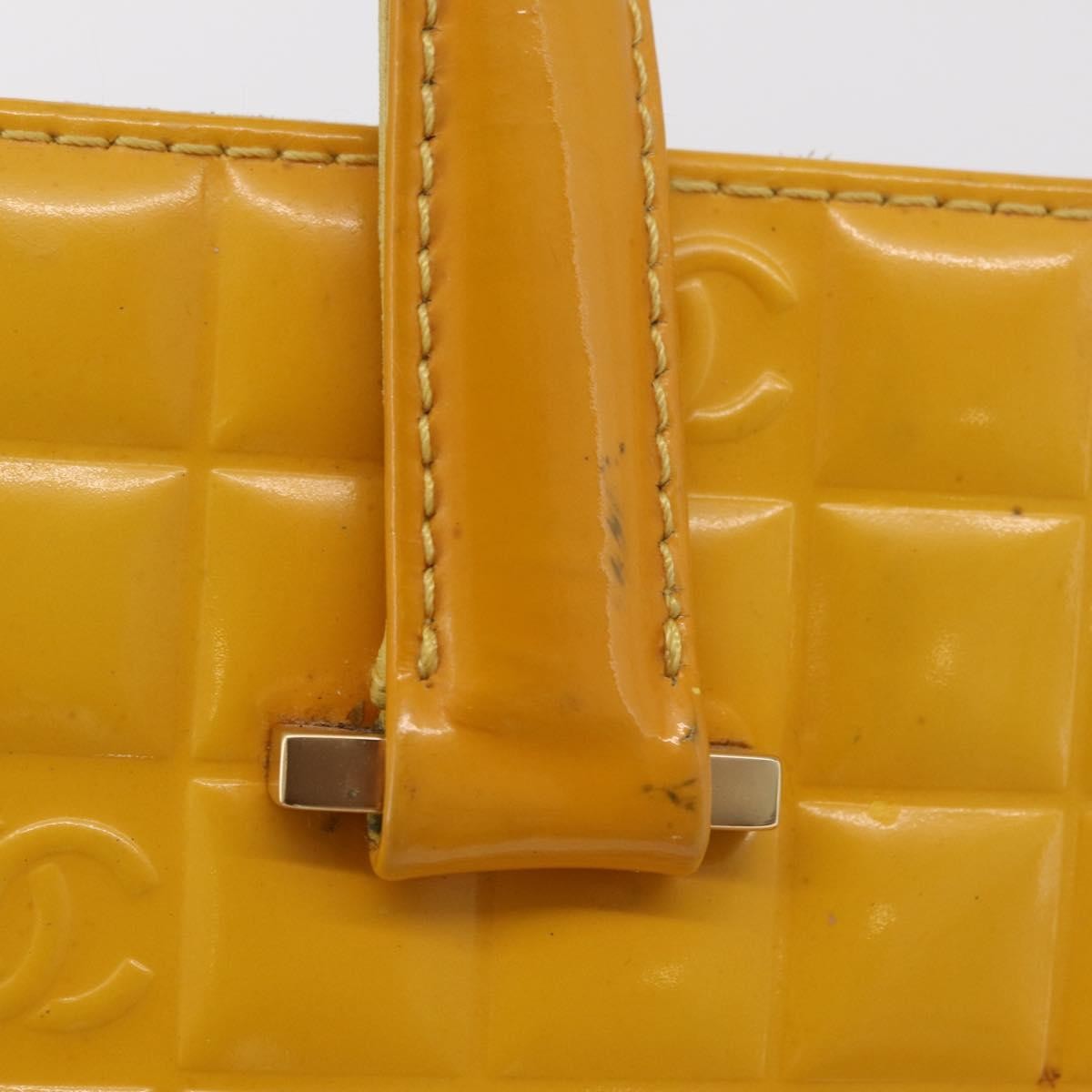 Chanel Chocolate Bar Cc Quilted Patent Yellow Patent_Leather Tote Bag Bag (Pre-Owned)