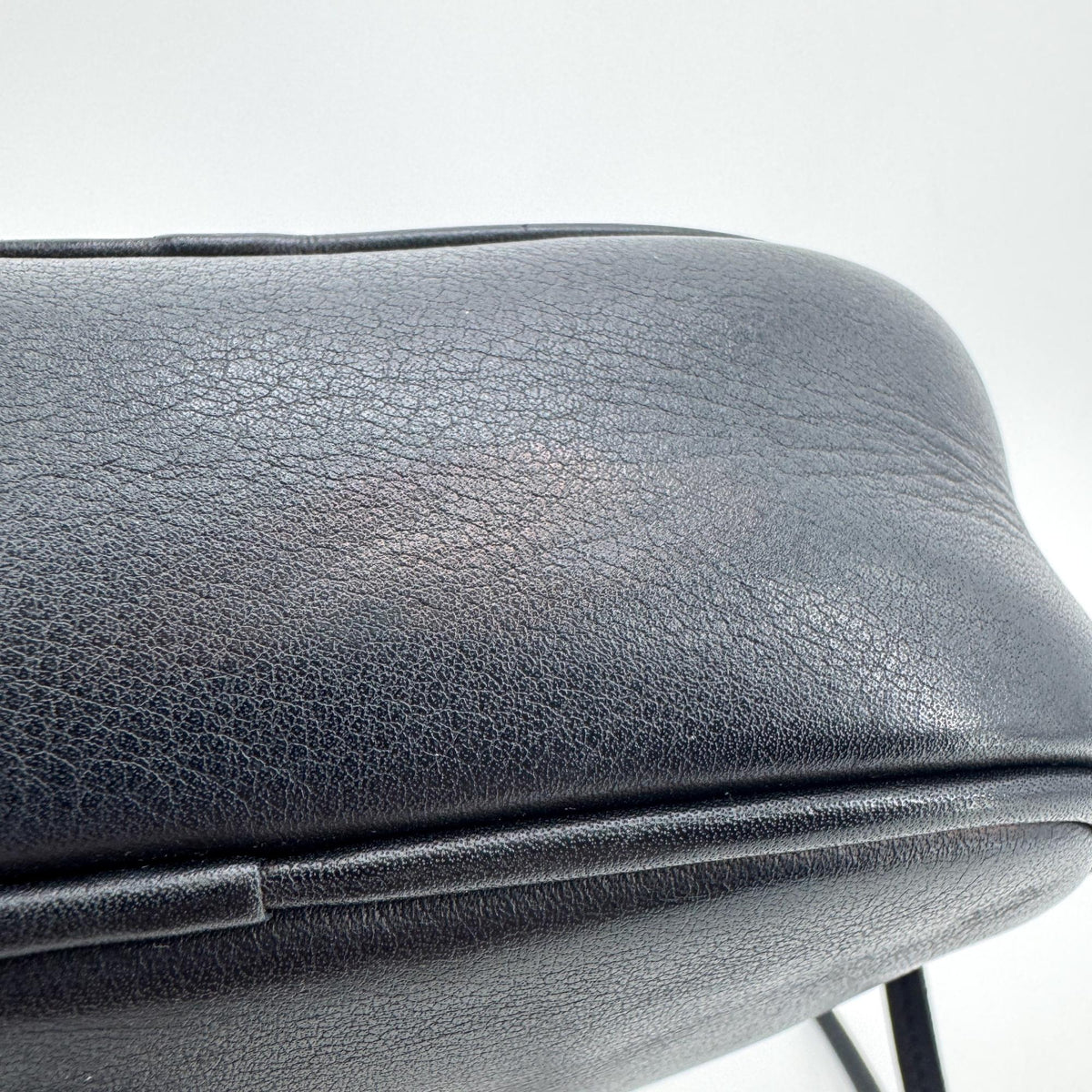 Saint Laurent Classic Monogram Blogger Leather Black Leather Crossbody Bag Bag (Pre-Owned)