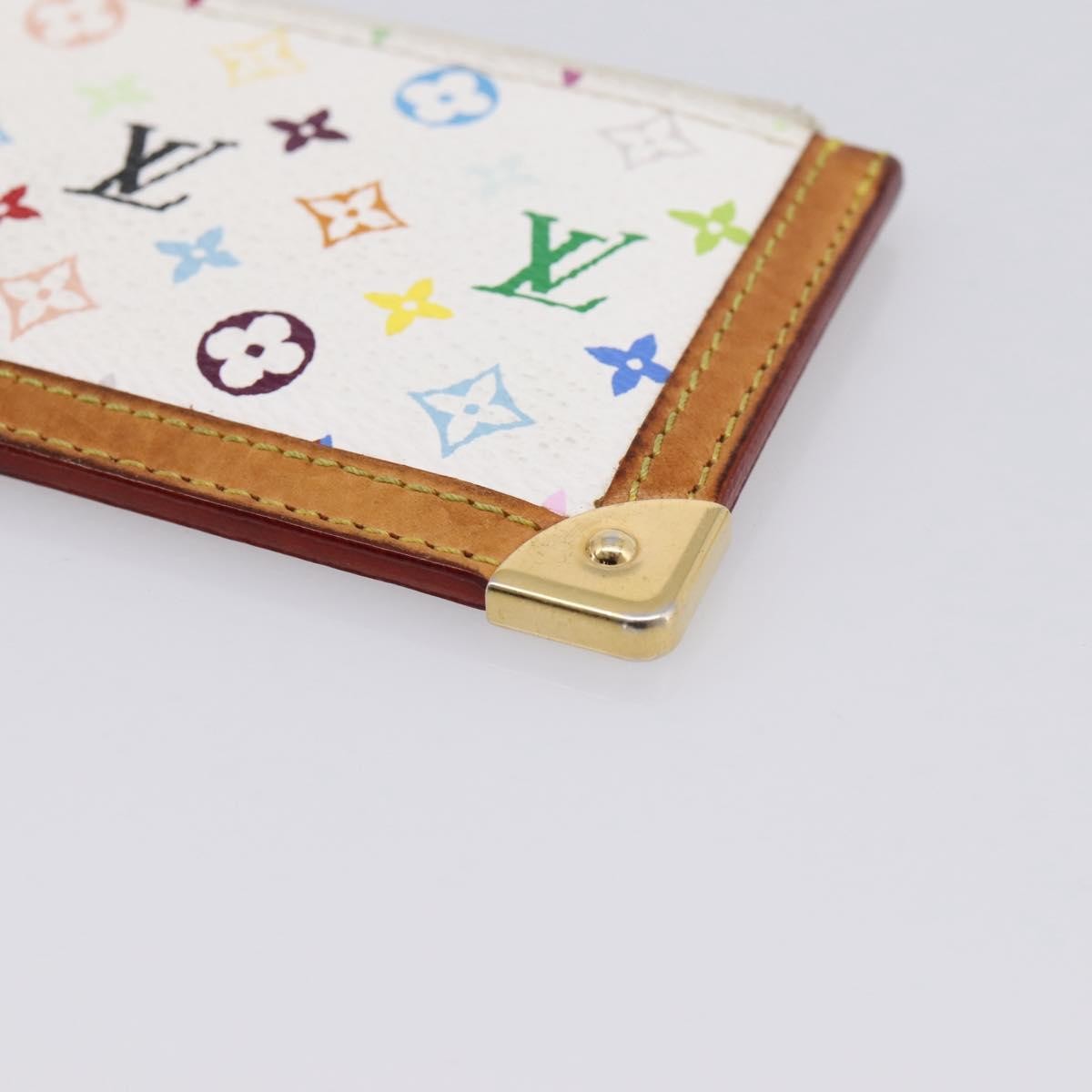 Louis Vuitton Pochette Clés Monogram Canvas White Canvas Wallets Accessory (Pre-Owned)