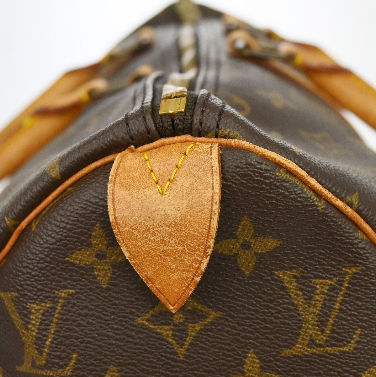 Louis Vuitton Keepall Monogram Canvas Brown Canvas Travel Bag Bag (Pre-Owned)