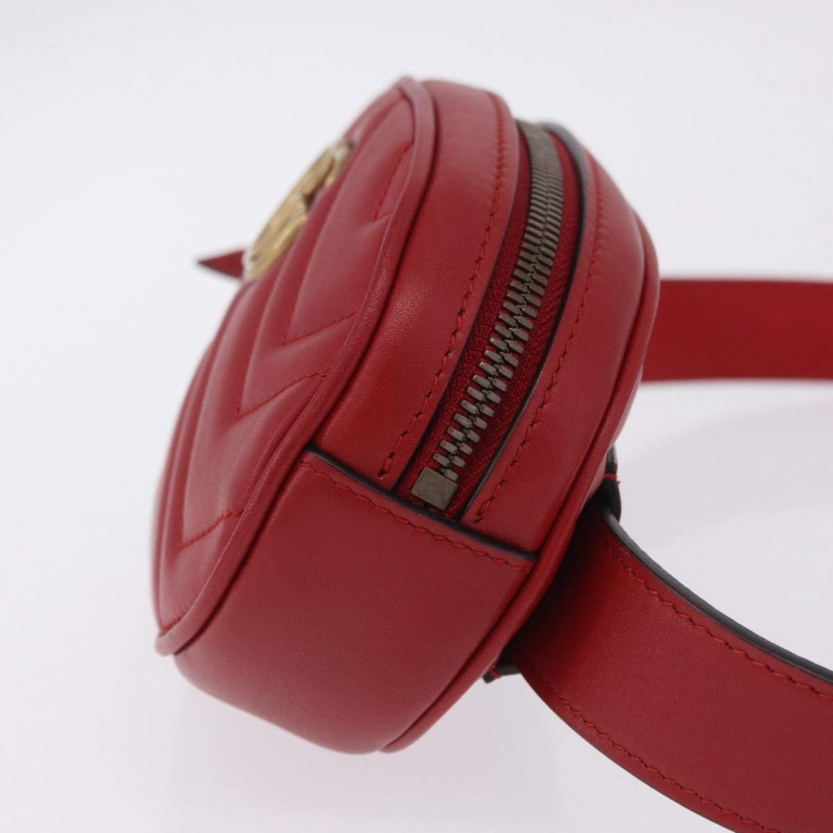 Gucci Gg Marmont Belt Matelasse Leather Red Leather Handbag (Pre-Owned)