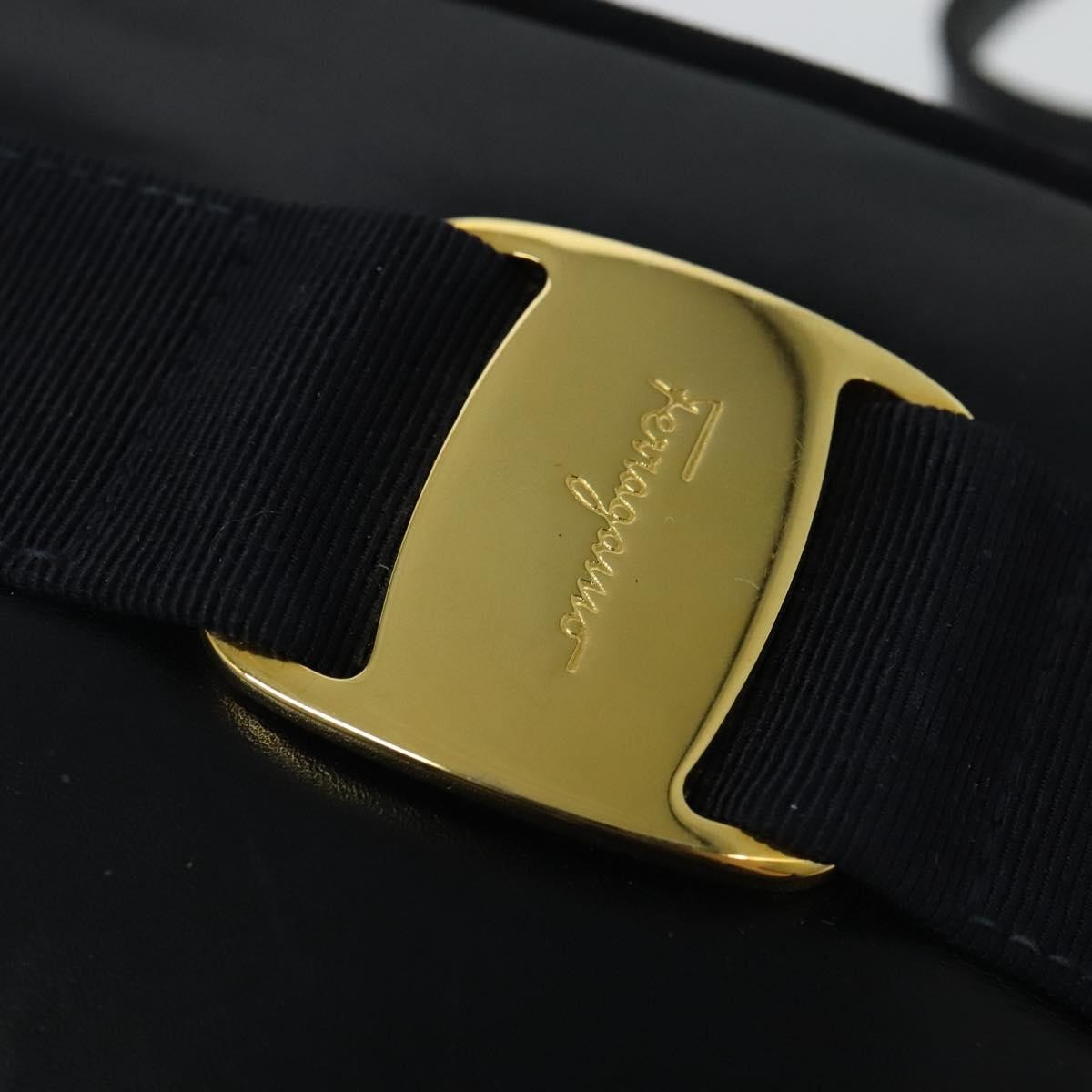 Salvatore Ferragamo Vala Leather Navy Leather Shoulder Bag Bag (Pre-Owned)
