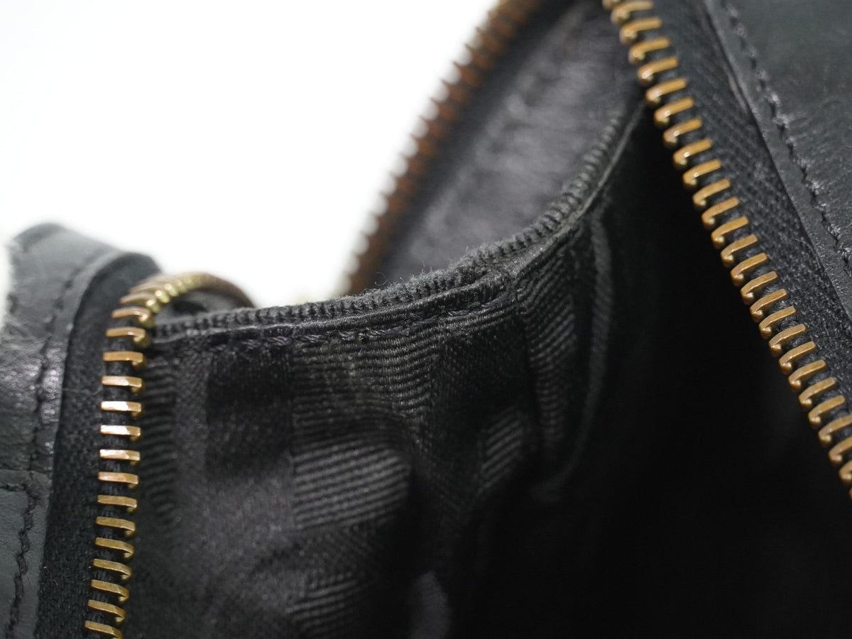 Salvatore Ferragamo Vala Chain Canvas Black Canvas Shoulder Bag Bag (Pre-Owned)