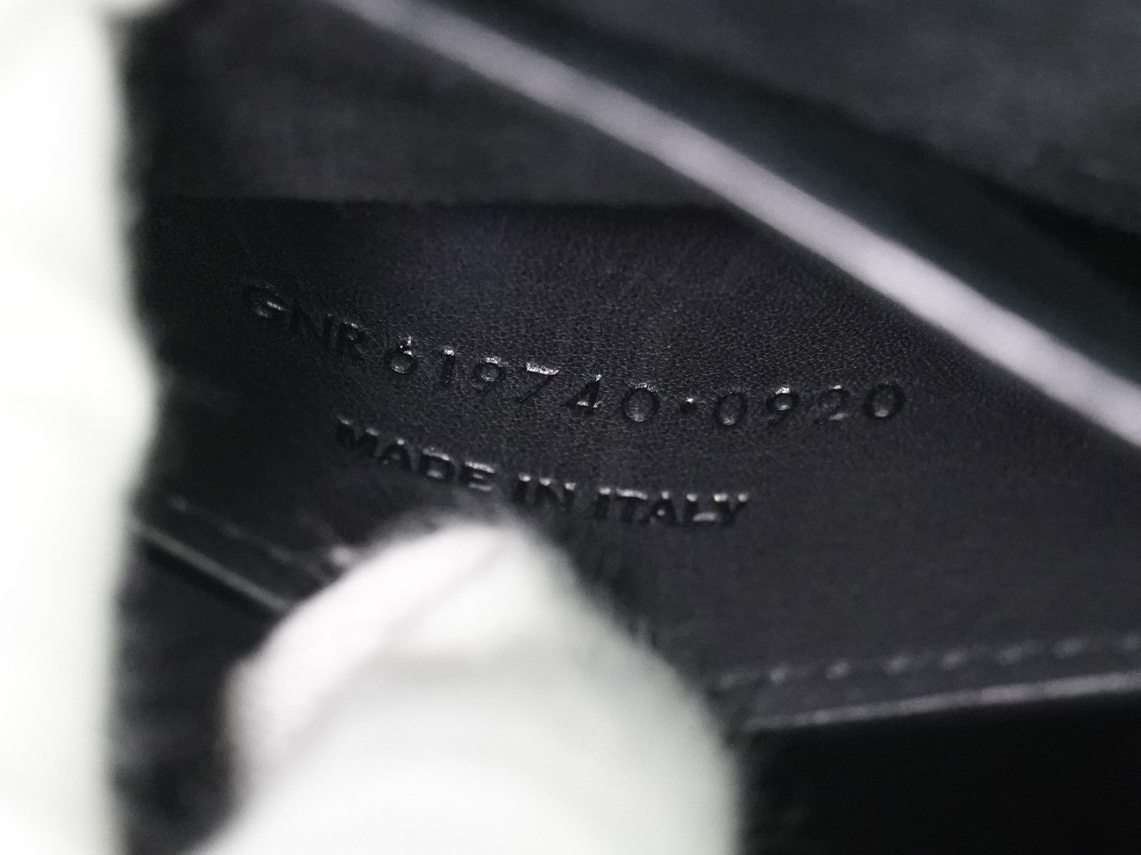 Saint Laurent Kaia Leather Black Leather Shoulder Bag Bag (Pre-Owned)