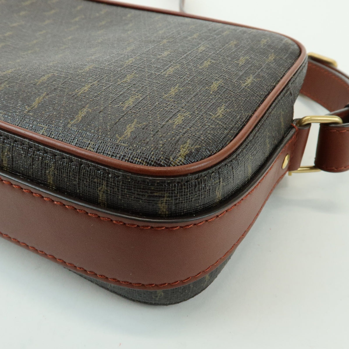 Saint Laurent Le Monogramme Camera Monogram All Over Coated Canvas And Leather Brown Canvas Handbag (Pre-Owned)