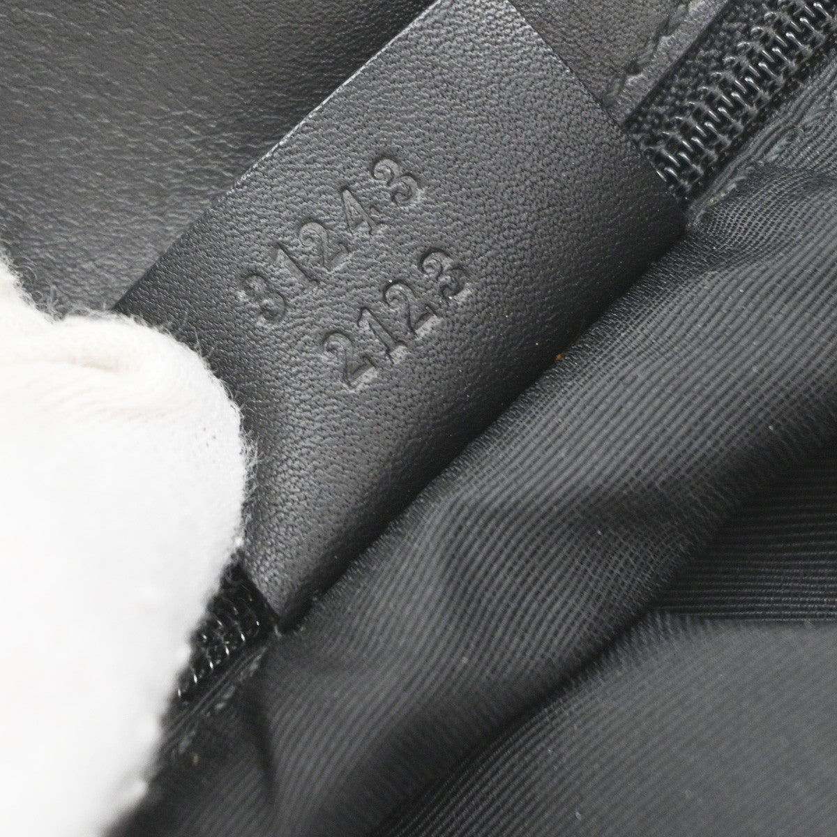 Gucci Vertical Tote Gg Canvas Black Canvas Tote Bag Bag (Pre-Owned)