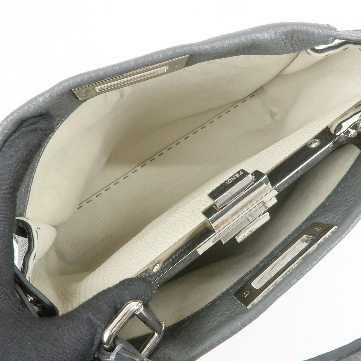 Fendi Selleria Peekaboo Leather Gray Leather Handbag (Pre-Owned)