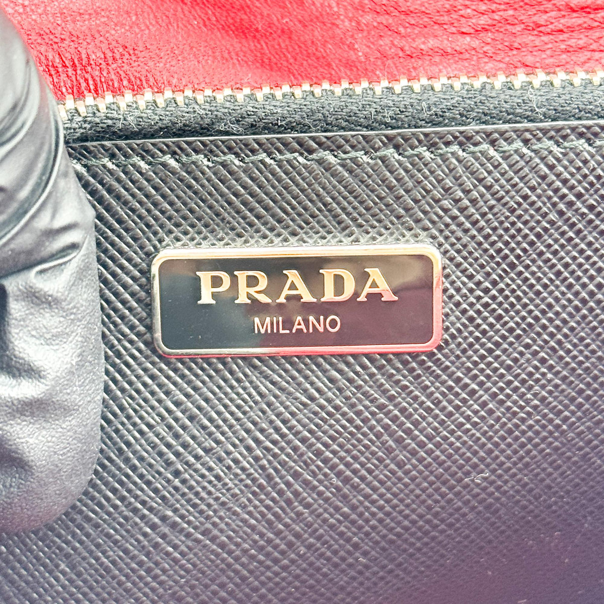 Prada Convertible Sound Vernice Saffiano Leather Black Leather Handbag (Pre-Owned)